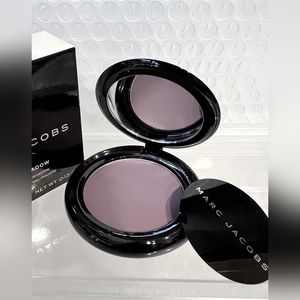 Marc Jacobs O!MEGA SHADOW in MOMENT-O!